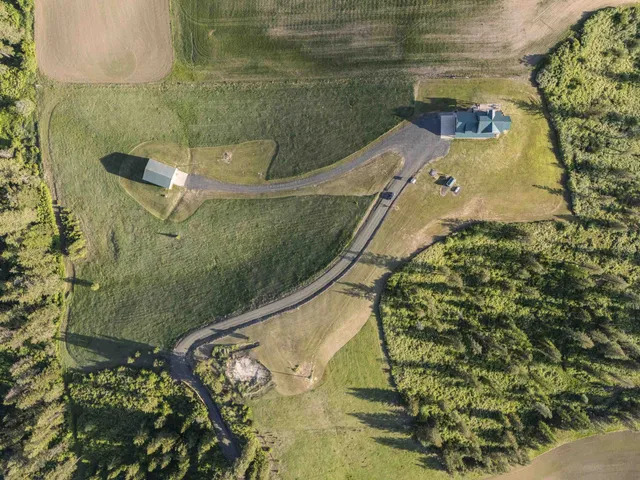 $1,600,000 | 26004 East Horton Road, Rockford, WA 99030