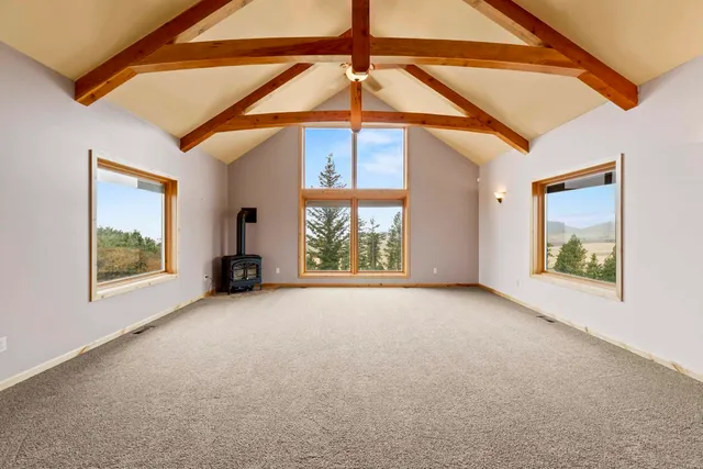 $1,600,000 | 26004 East Horton Road, Rockford, WA 99030