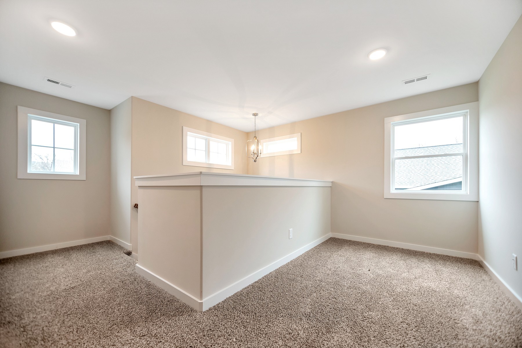 1668 Rains Road Clarksville, TN 37042 - Photo 32 of 49 Gallery Image 32