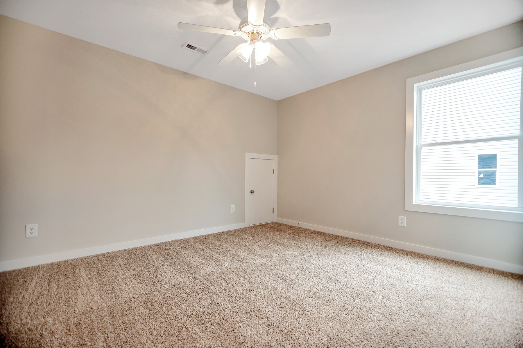 1668 Rains Road Clarksville, TN 37042 - Photo 43 of 49 Gallery Image 43