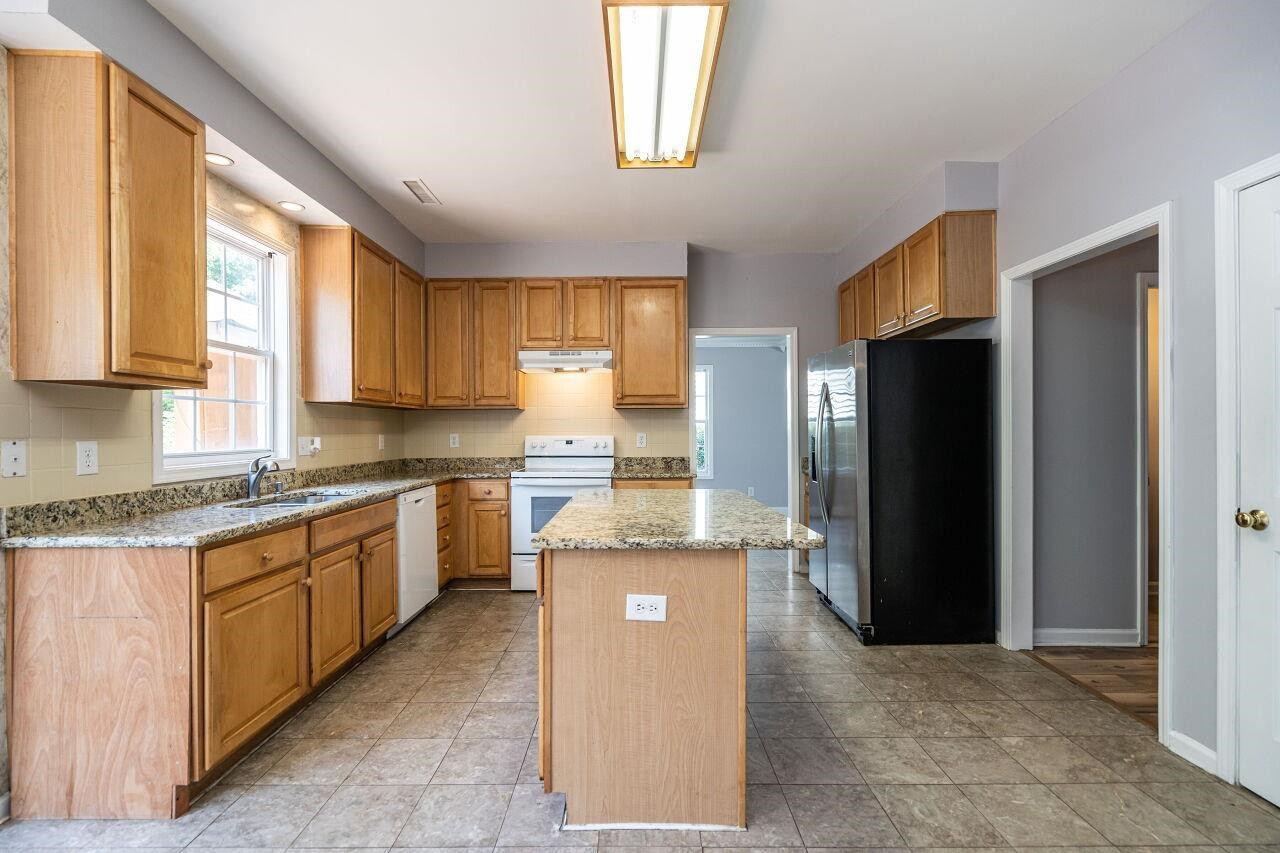 2605 Dality Drive Raleigh, NC 27604 - Photo 9 of 29 Photo 9