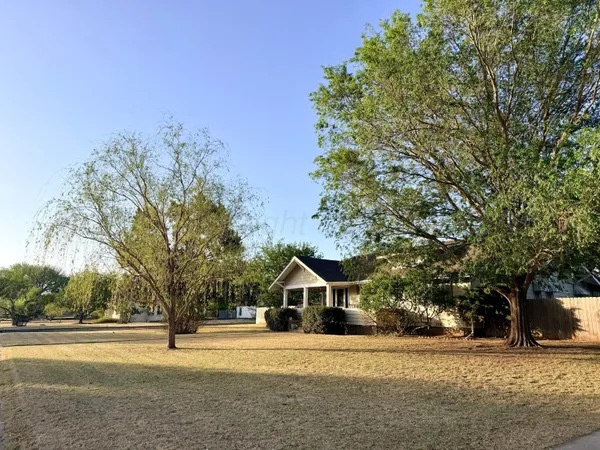 $280,000 | 605 West 5th Street, Clarendon, TX 79226
