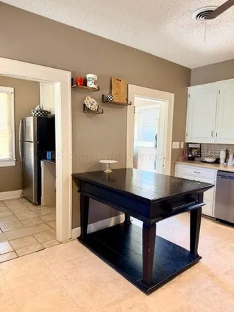 $280,000 | 605 West 5th Street, Clarendon, TX 79226