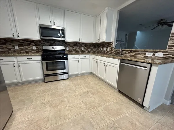 $299,999 | 21618 Falvel Lake Drive, Spring, TX 77388