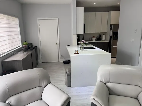 $3,500 | 4746 Lago Vista Drive, Coconut Creek, FL 33073