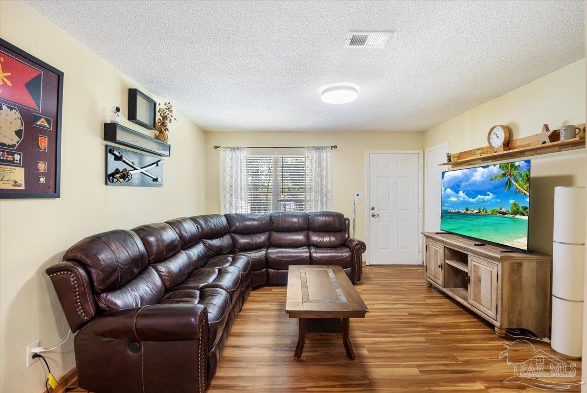 4581 Riley Road Milton, FL 32583 - Photo 8 of 30 Gallery Image 8