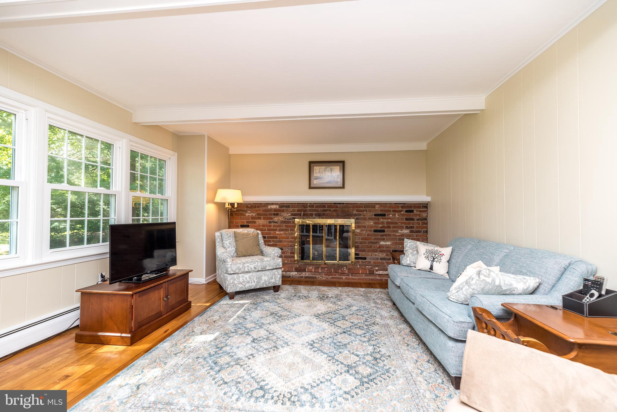 50 Pinevale Road Doylestown, PA 18901 - Photo 27 of 57 Hardwood flooring