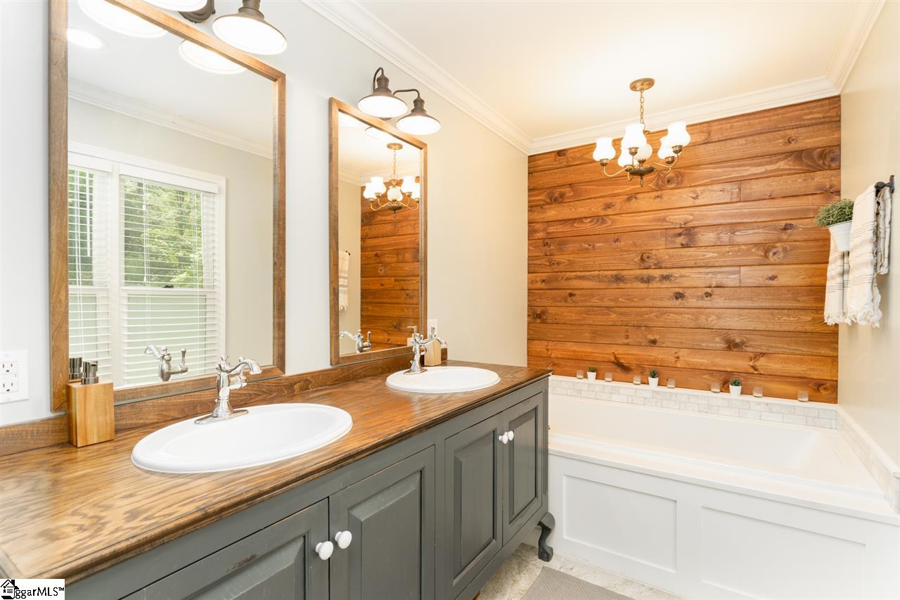 210 Overcreek Road Greenville, SC 29607 - Photo 19 of 34 Gallery Image 19