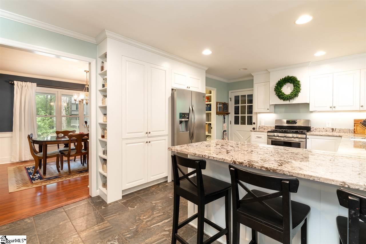 210 Overcreek Road Greenville, SC 29607 - Photo 9 of 34 Gallery Image 9