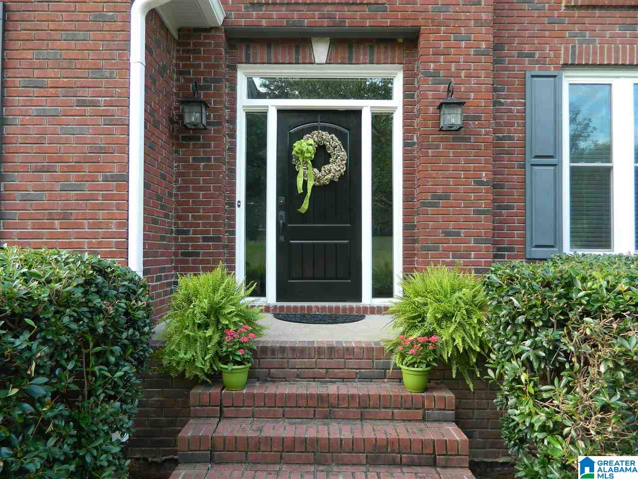 104 Waltham Abbey Alabaster, AL 35007 - Photo 3 of 27