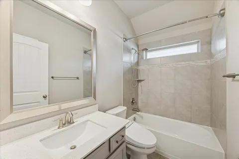 $349,900 | 7330 Water Glen Lane, Manvel, TX 77578