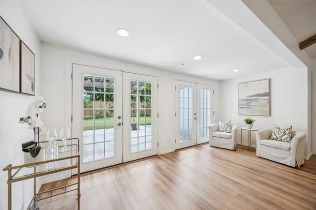 $549,000 | 1003 Blue Willow Drive, Houston, TX 77042