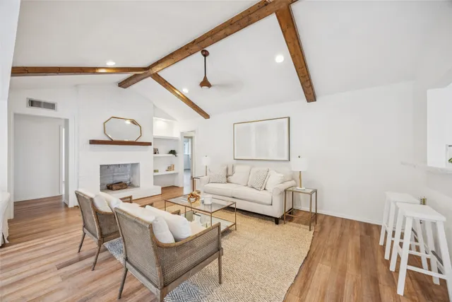 $549,000 | 1003 Blue Willow Drive, Houston, TX 77042