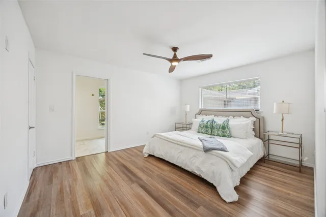 $549,000 | 1003 Blue Willow Drive, Houston, TX 77042