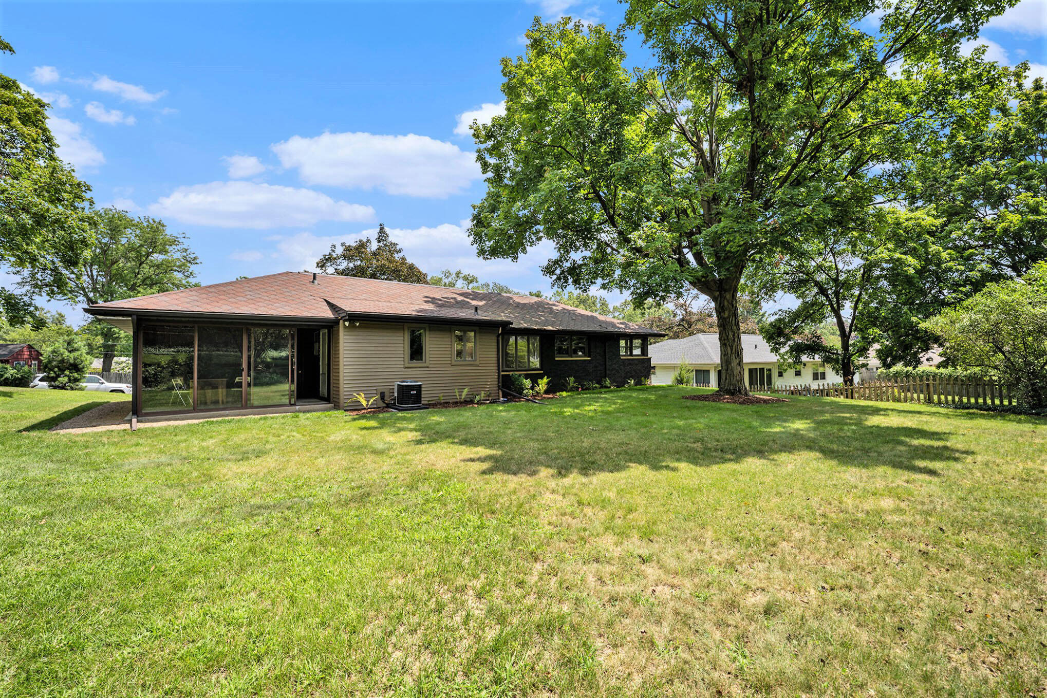 5022 Old Colony Road Portage, MI 49024 - Photo 24 of 29 025_dsc04398