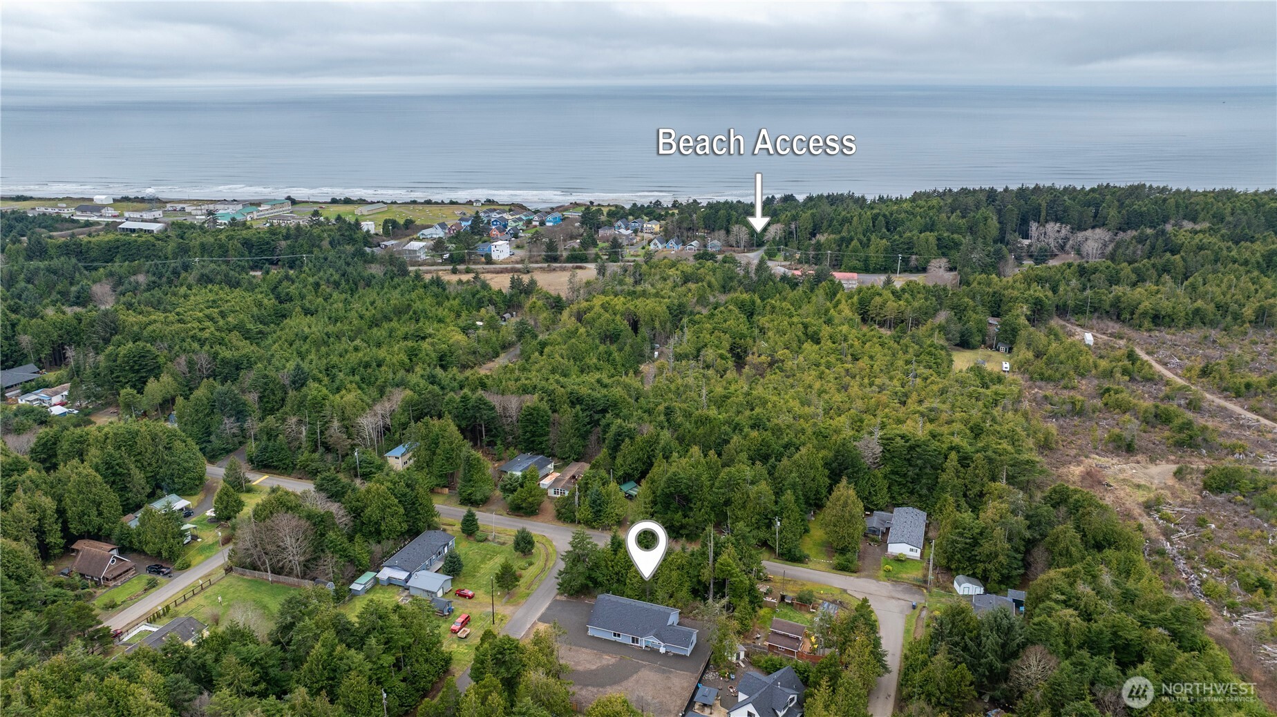 33 Butterfly Lane Pacific Beach, WA 98571 - Photo 7 of 40