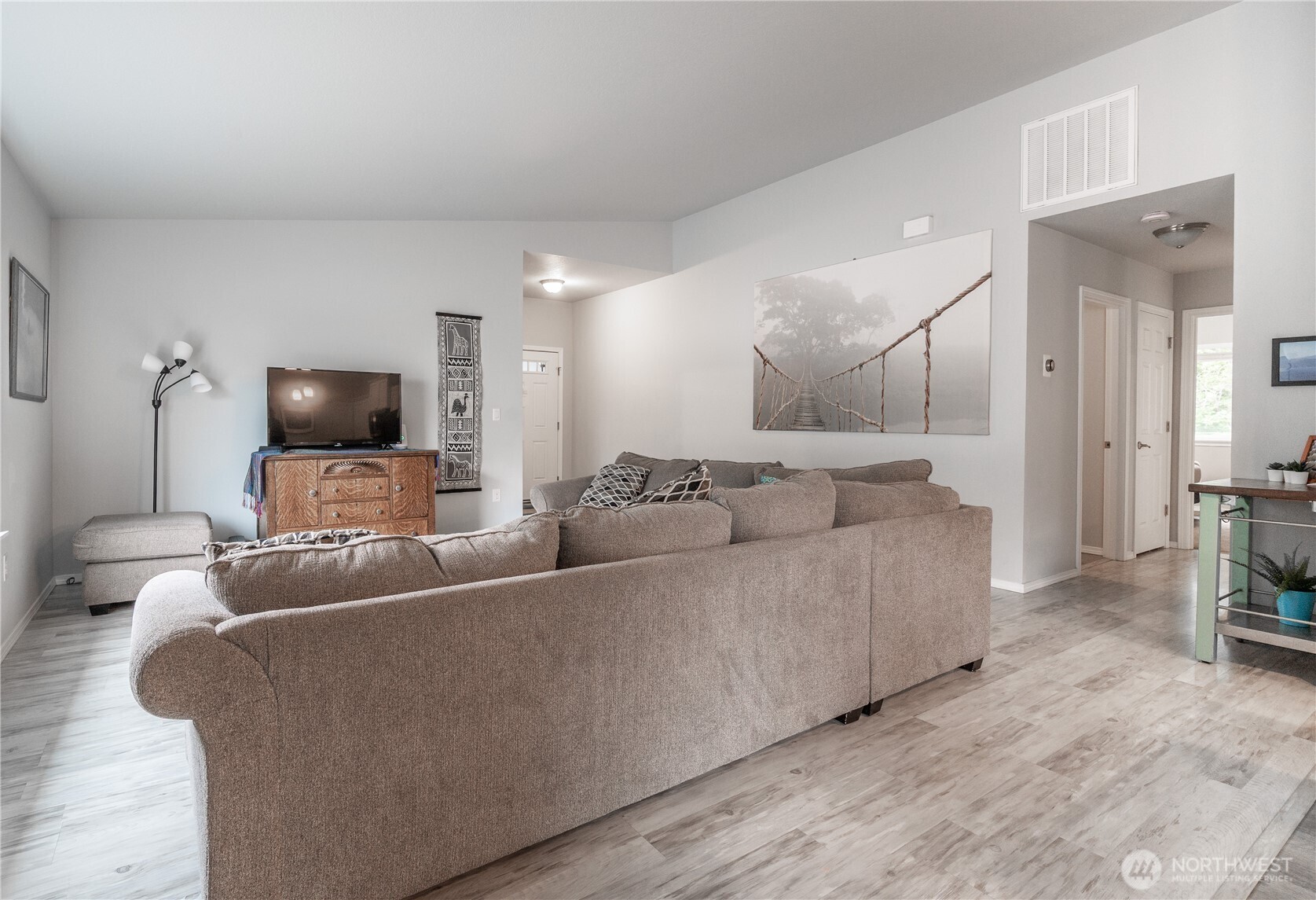 33 Butterfly Lane Pacific Beach, WA 98571 - Photo 10 of 40