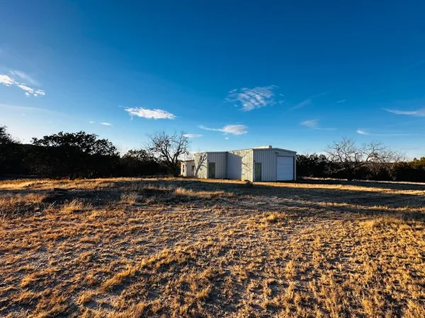 $425,000 | 810 Kc 271 Junction, Junction, TX 76849