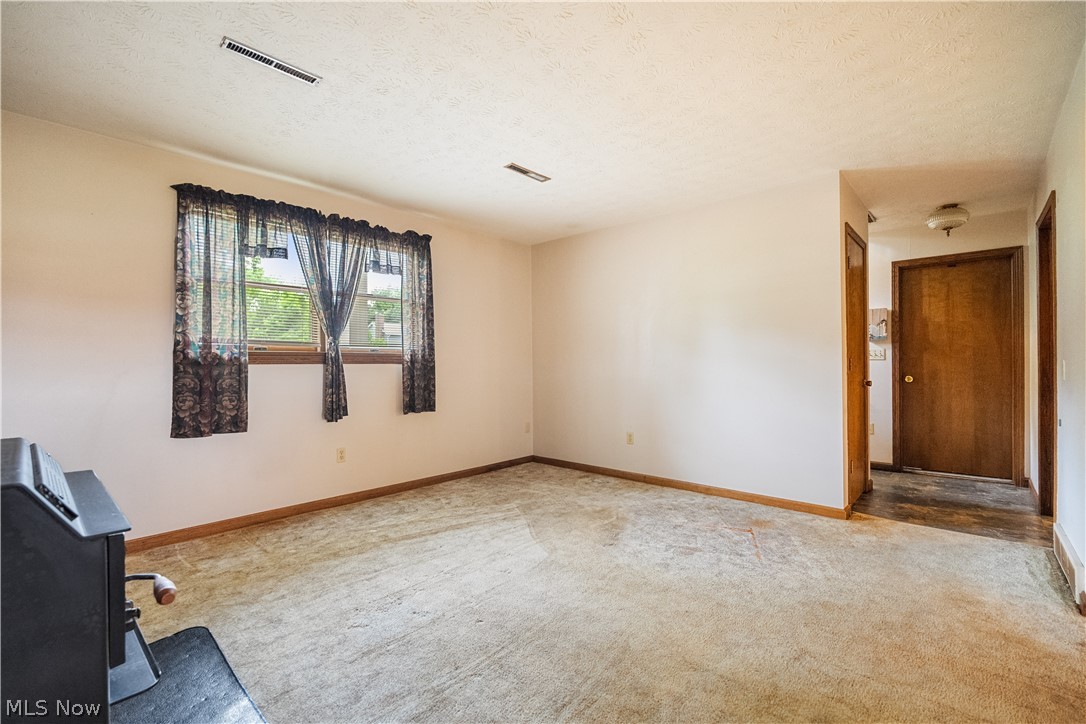 2319 Merle Road Salem, OH 44460 - Photo 30 of 35