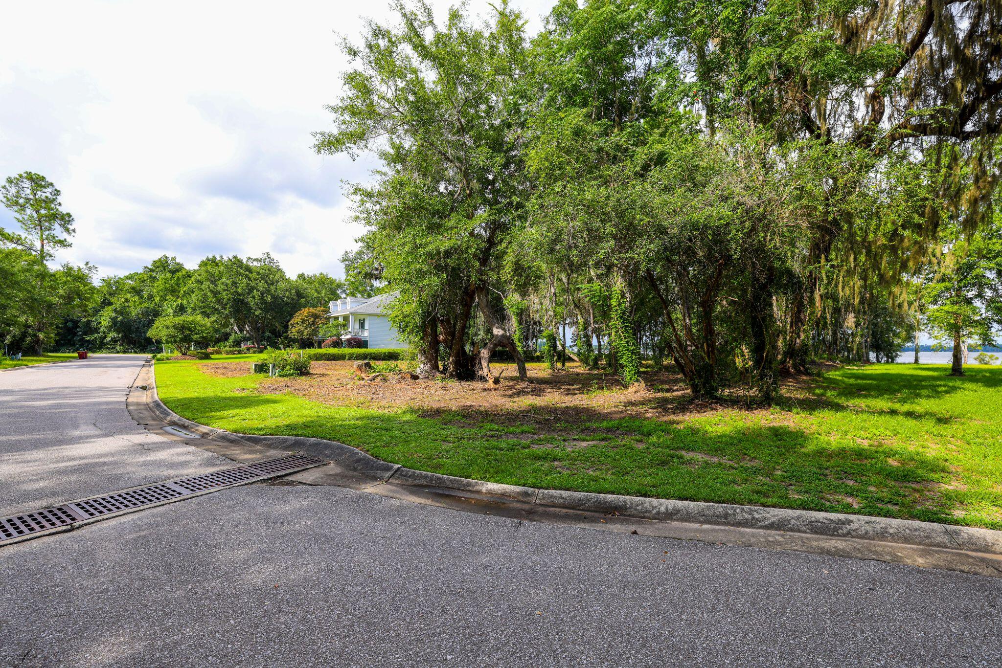 Lot 33-34 Old Bay Pointe Road Milton, FL 32583 - Photo 17 of 44 Gallery Image 17