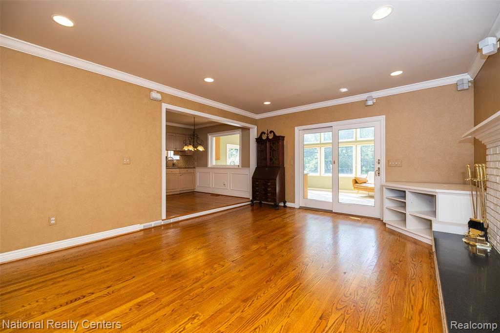 2875 West Wattles Road Troy, MI 48098 - Photo 21 of 39 Gallery Image 21