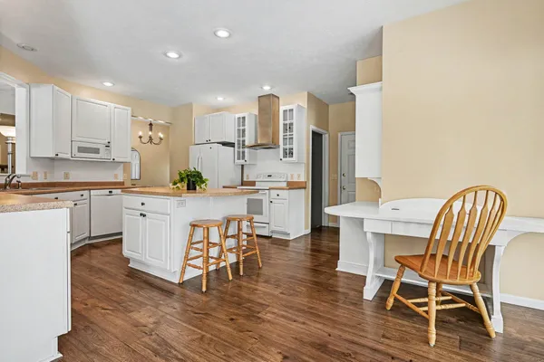 $494,900 | 61404 Whitetail Run, Mattawan, MI 49071