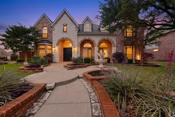 $889,000 | 2601 Fairfield Drive, Richardson, TX 75082