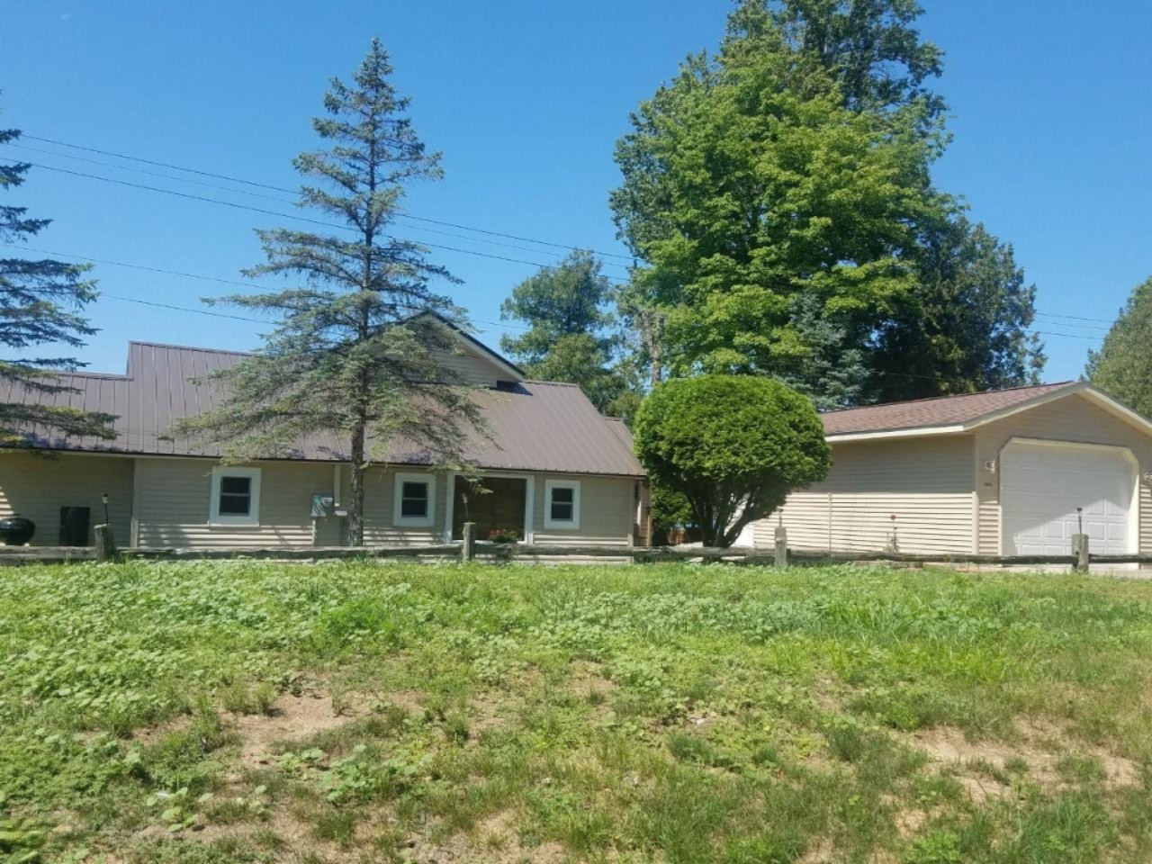 3065 Spring Street Fremont, MI 49412 - Photo 5 of 37 untitled9