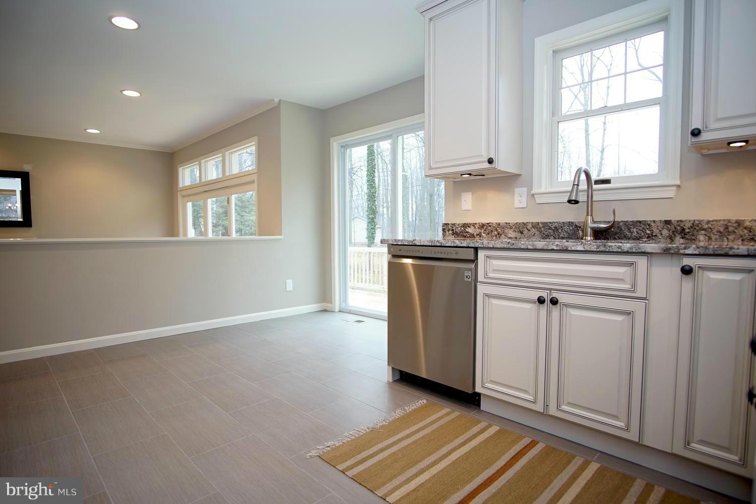 12609 Timber Grove Road Reisterstown, MD 21136 - Photo 12 of 30 Kitchen