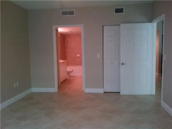 $2,300 | 625 Casa Loma Boulevard, Unit 307, Boynton Beach, FL 33435