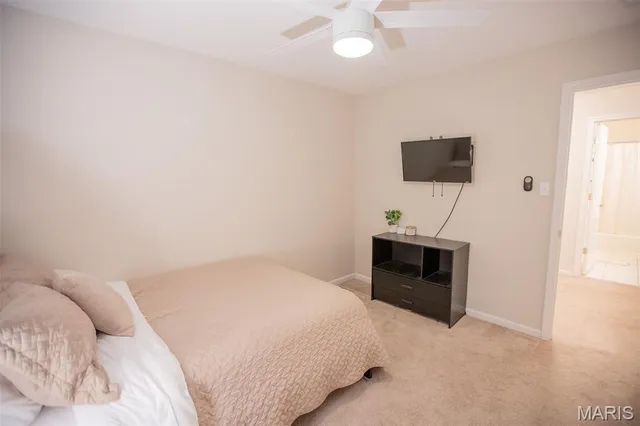 $455,000 | 260 Monroe Mill Drive, Ballwin, MO 63011