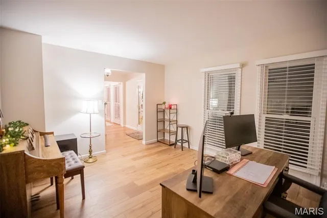 $455,000 | 260 Monroe Mill Drive, Ballwin, MO 63011