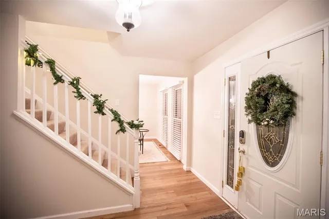 $455,000 | 260 Monroe Mill Drive, Ballwin, MO 63011