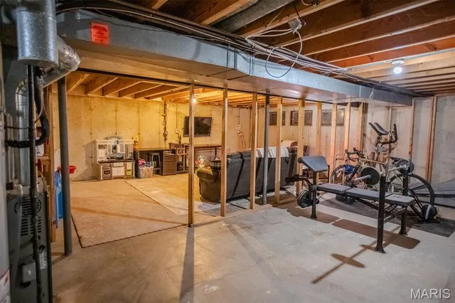 $455,000 | 260 Monroe Mill Drive, Ballwin, MO 63011