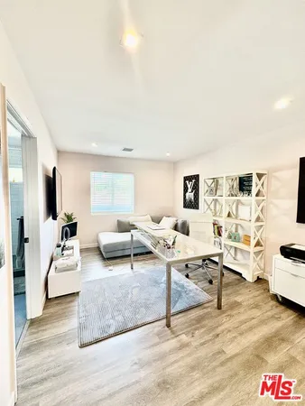 $12,000 | 2850 Delaware Avenue, Santa Monica, CA 90404