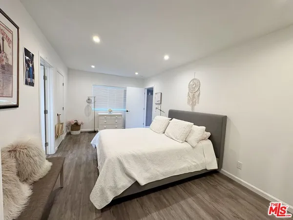 $12,000 | 2850 Delaware Avenue, Santa Monica, CA 90404