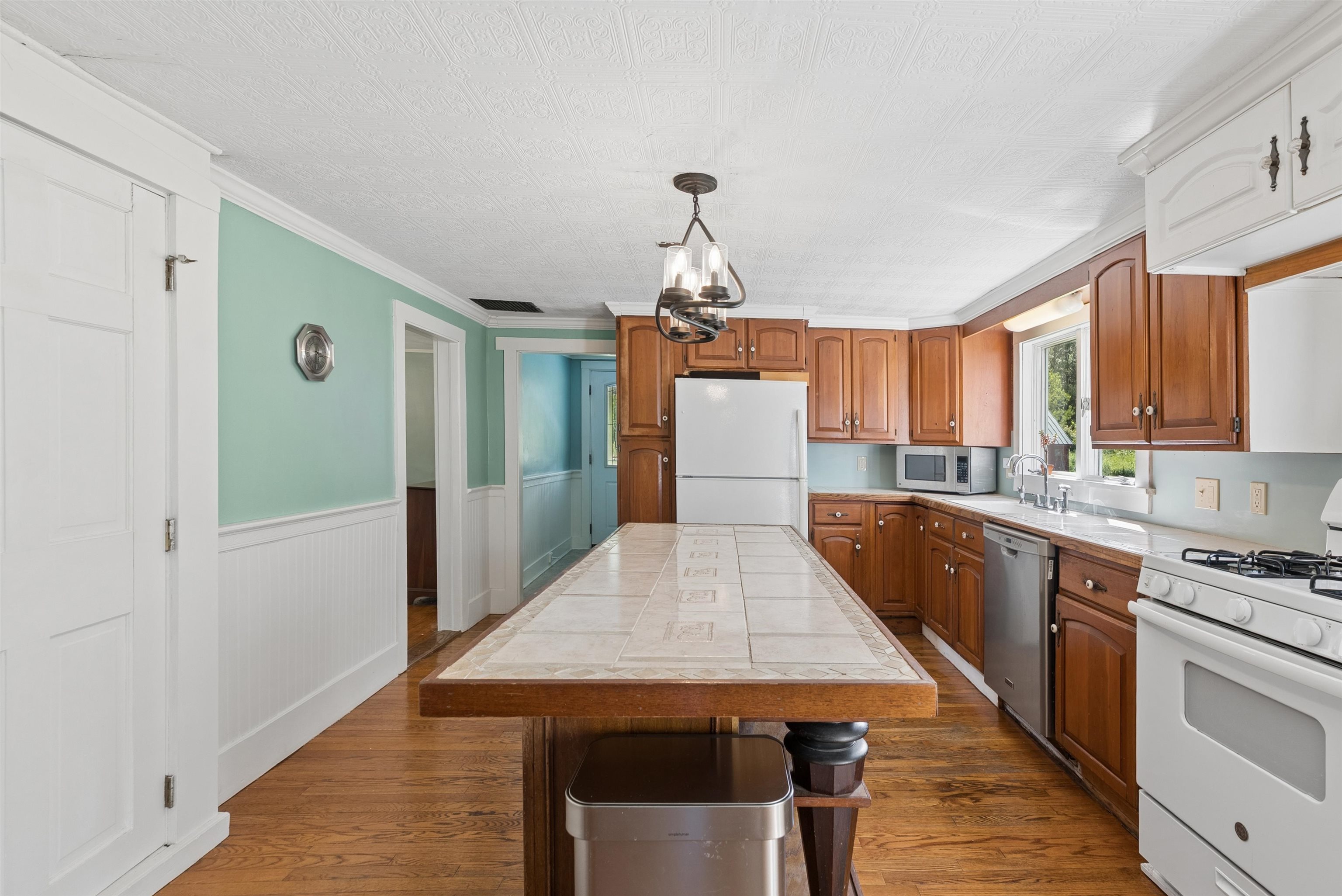 567 First Crown Point Road Strafford, NH 03884 - Photo 10 of 55