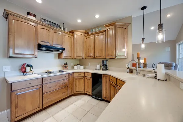 $650,000 | 5120 Country Hills Drive, Aurora, IN 47001