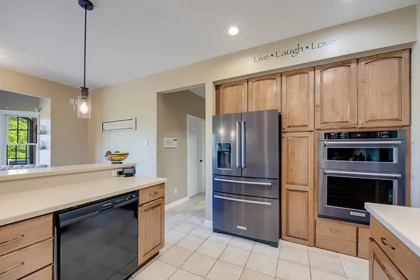 $650,000 | 5120 Country Hills Drive, Aurora, IN 47001