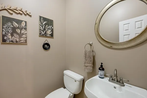 $650,000 | 5120 Country Hills Drive, Aurora, IN 47001