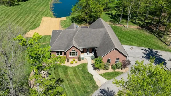 $650,000 | 5120 Country Hills Drive, Aurora, IN 47001