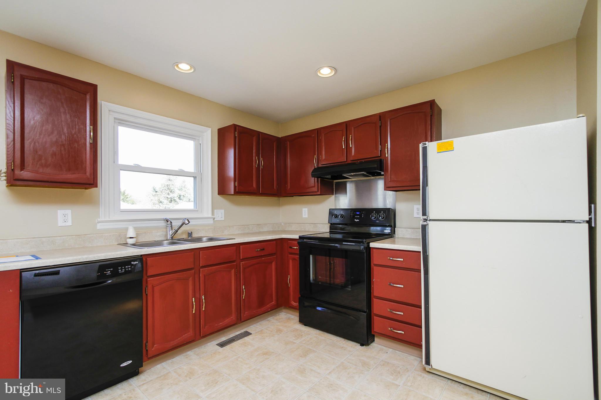 69 Wind Mill Road Conowingo, MD 21918 - Photo 4 of 25 Kitchen