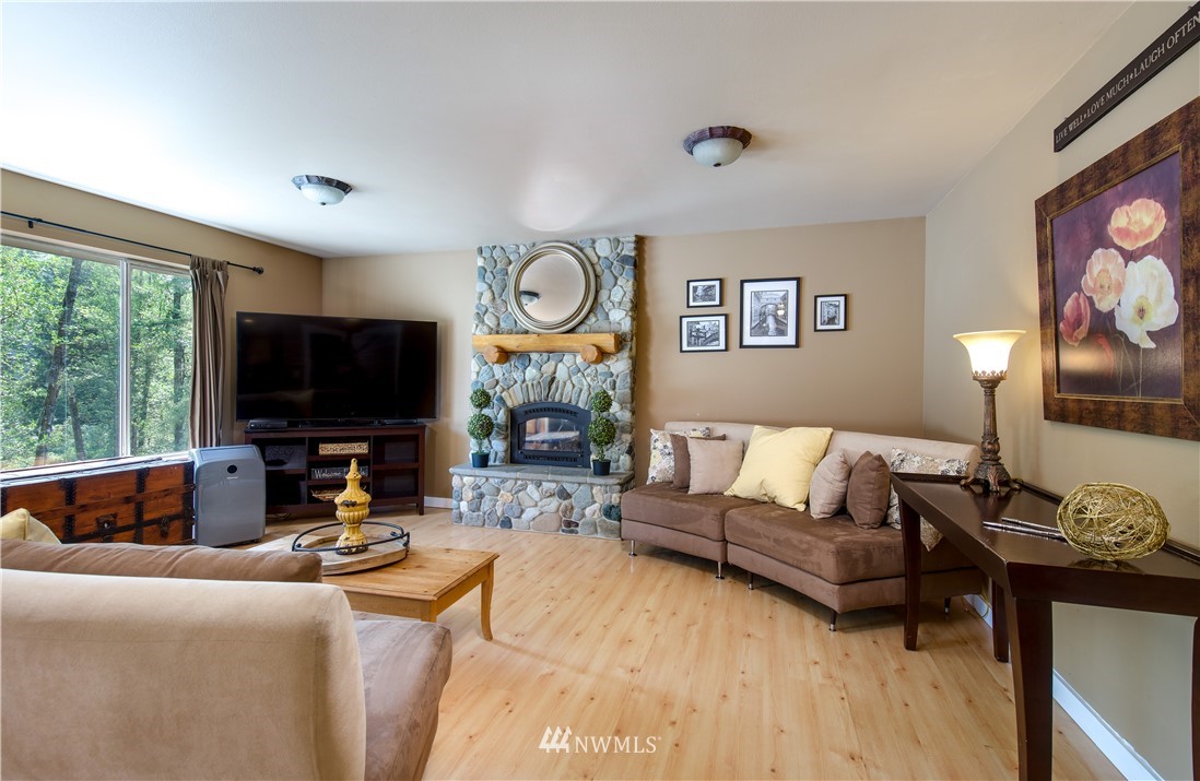 18015 Dubuque Road Snohomish, WA 98290 - Photo 14 of 24 Gallery Image 14