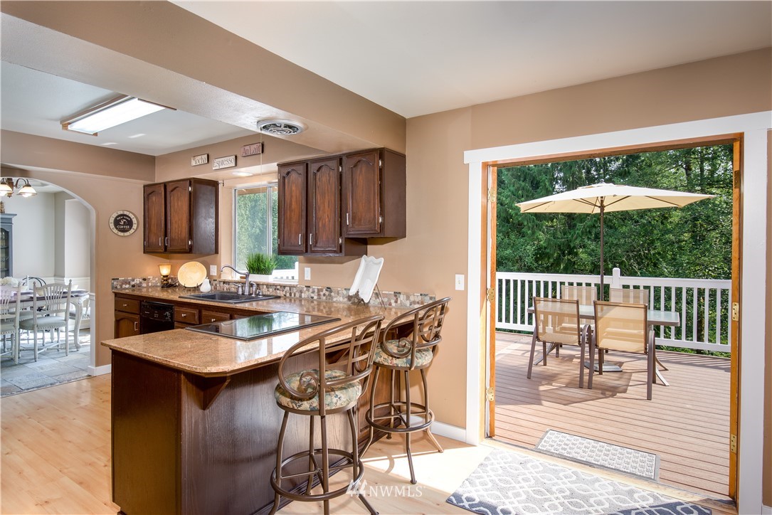 18015 Dubuque Road Snohomish, WA 98290 - Photo 8 of 24 Gallery Image 8