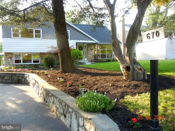 670 Beatty Road Springfield, PA 19064 - Photo 1 of 25 Exterior Front