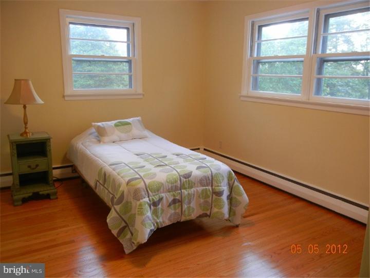 670 Beatty Road Springfield, PA 19064 - Photo 19 of 25 Bedroom 3