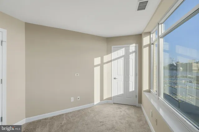 $295,000 | 100 Harborview Drive, Unit 814, Baltimore, MD 21230