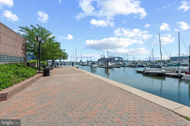 $295,000 | 100 Harborview Drive, Unit 814, Baltimore, MD 21230