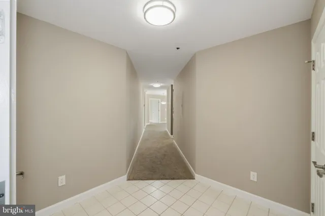 $295,000 | 100 Harborview Drive, Unit 814, Baltimore, MD 21230