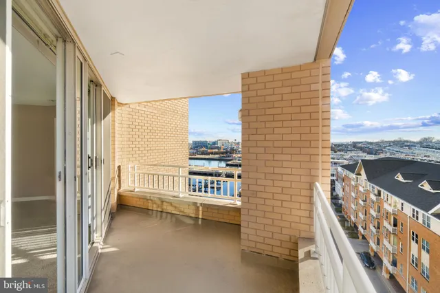 $295,000 | 100 Harborview Drive, Unit 814, Baltimore, MD 21230